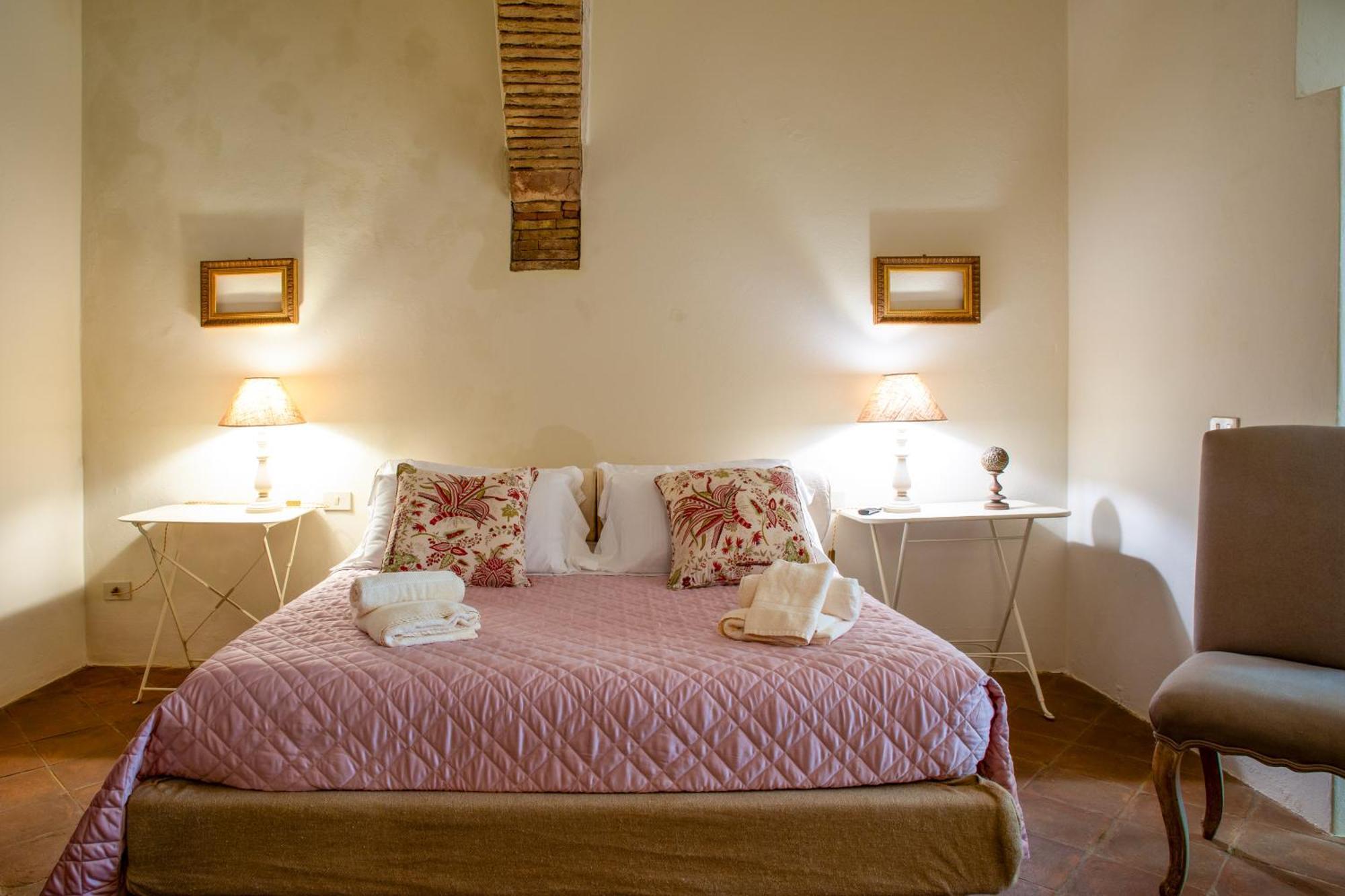 La Locanda Di Villa Toscana 비보나 외부 사진