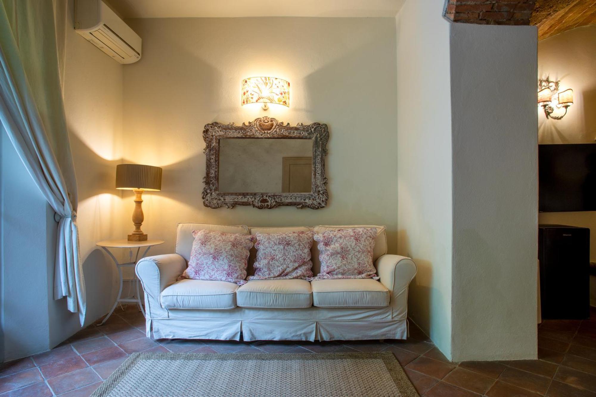 La Locanda Di Villa Toscana 비보나 외부 사진