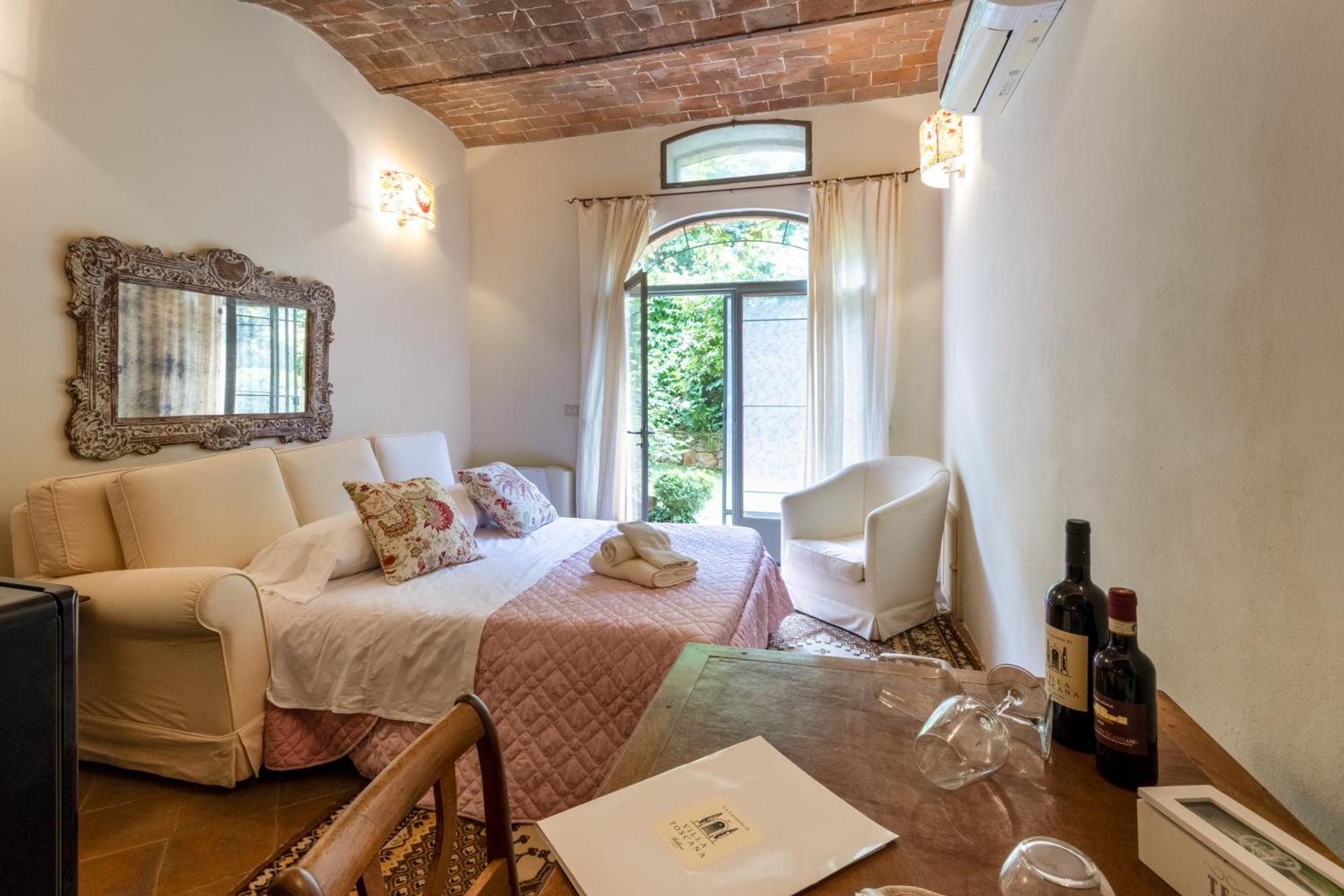 La Locanda Di Villa Toscana 비보나 외부 사진