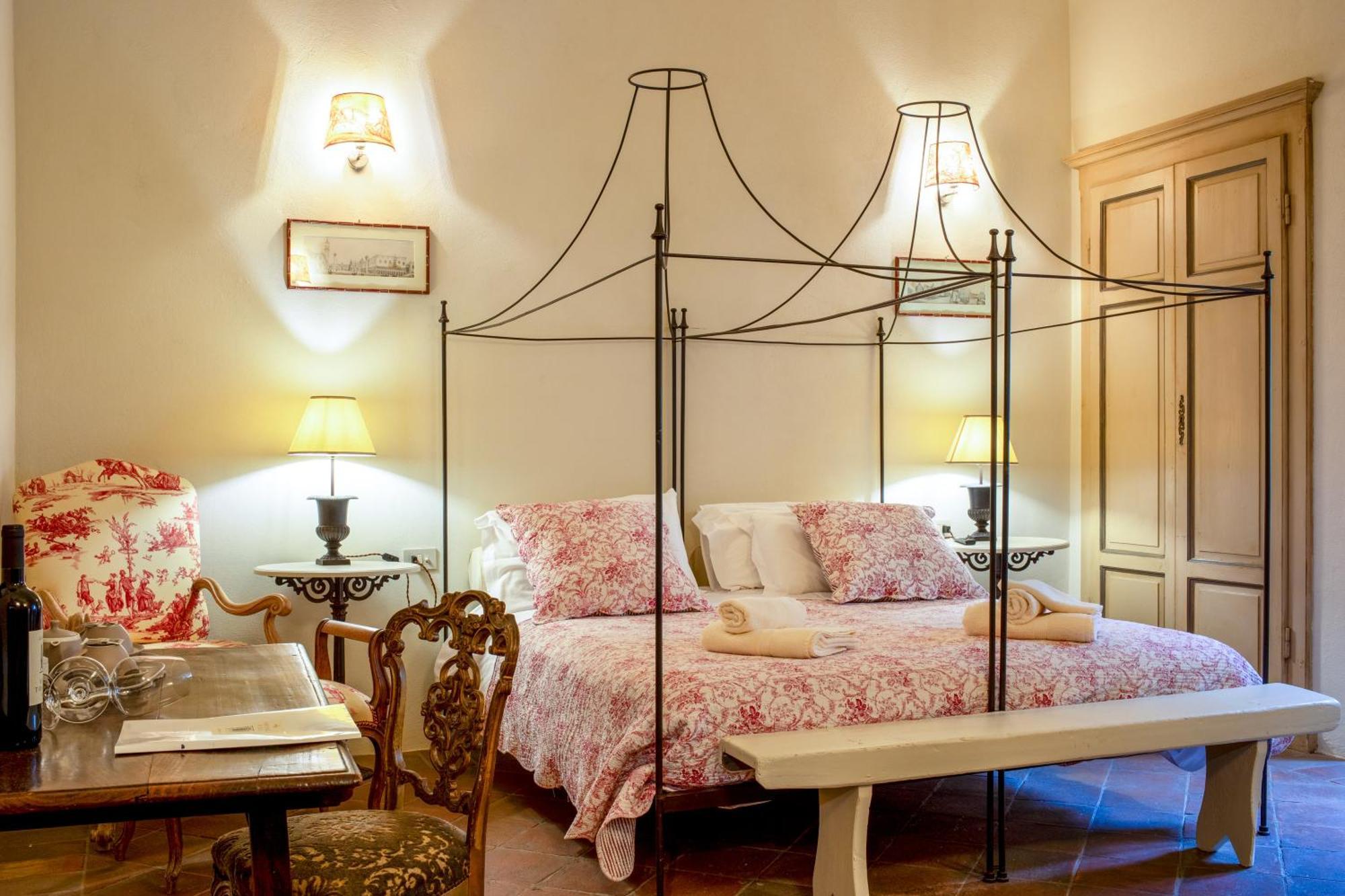 La Locanda Di Villa Toscana 비보나 외부 사진