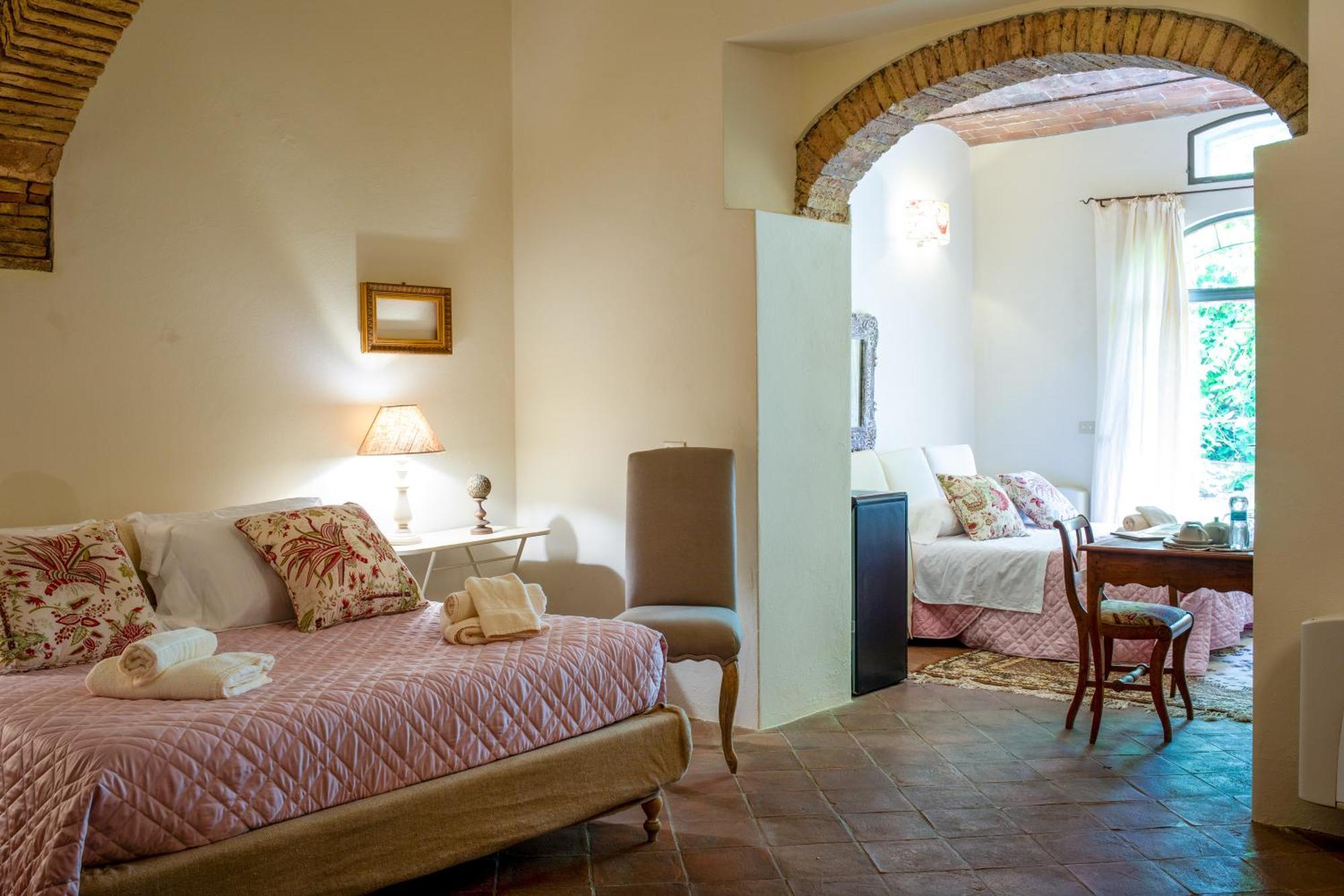 La Locanda Di Villa Toscana 비보나 외부 사진