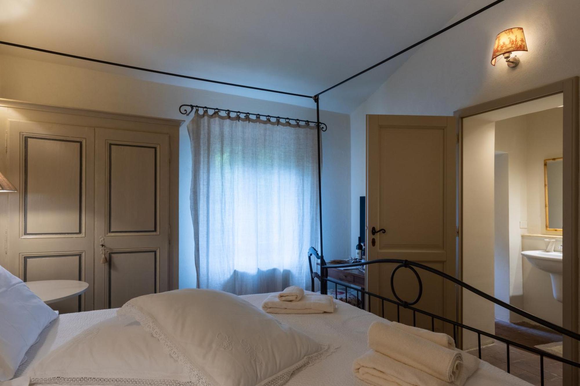 La Locanda Di Villa Toscana 비보나 외부 사진