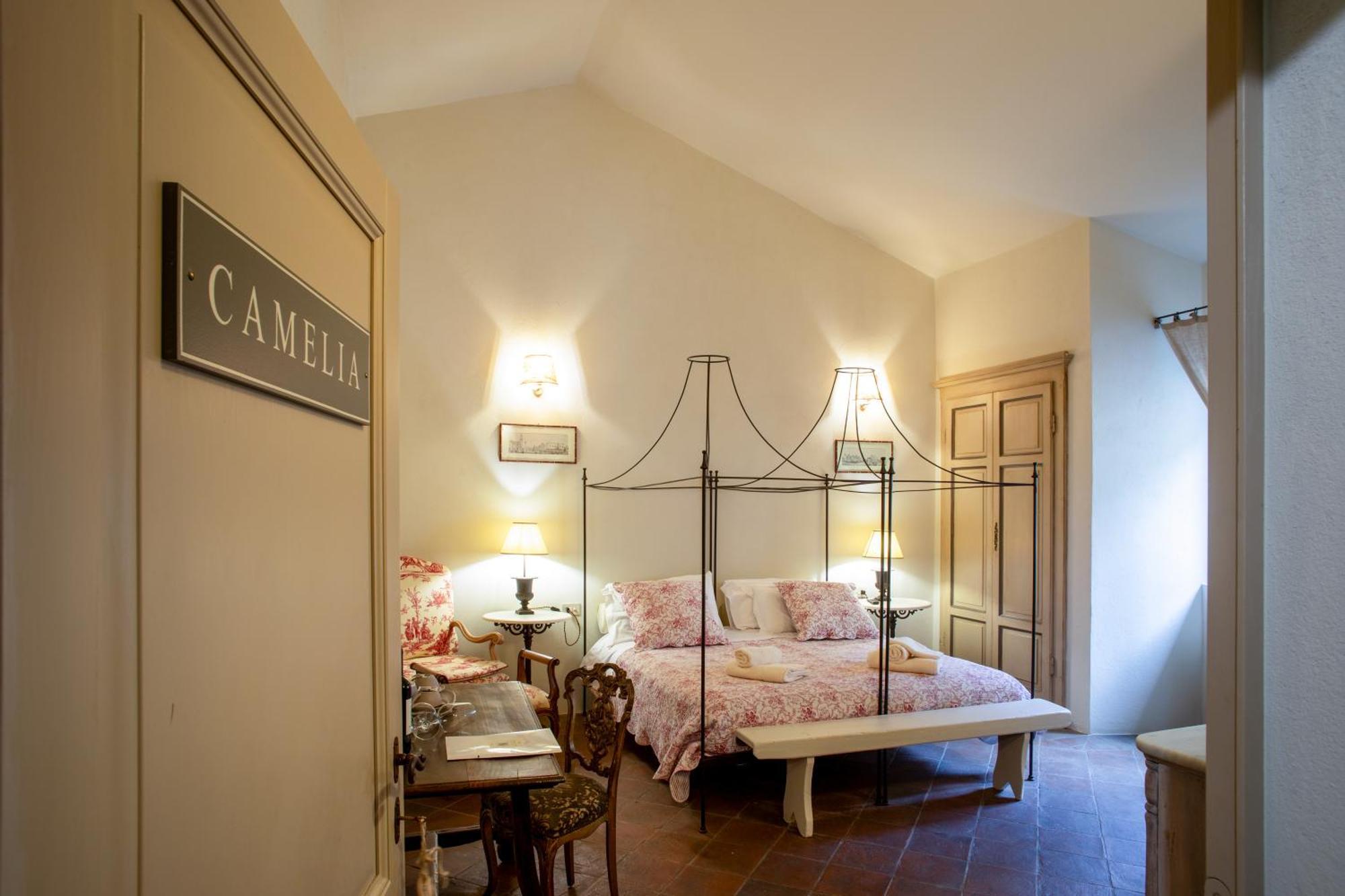 La Locanda Di Villa Toscana 비보나 외부 사진